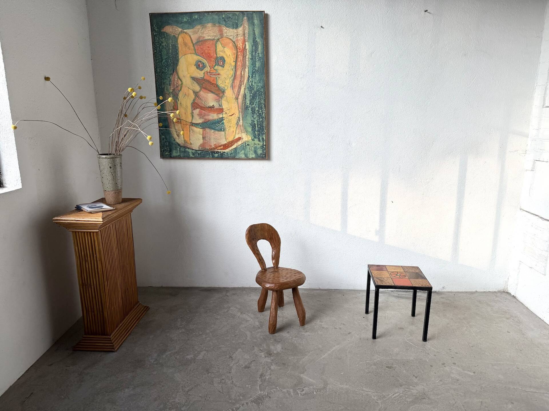Petite chaise sculptée à la gouge