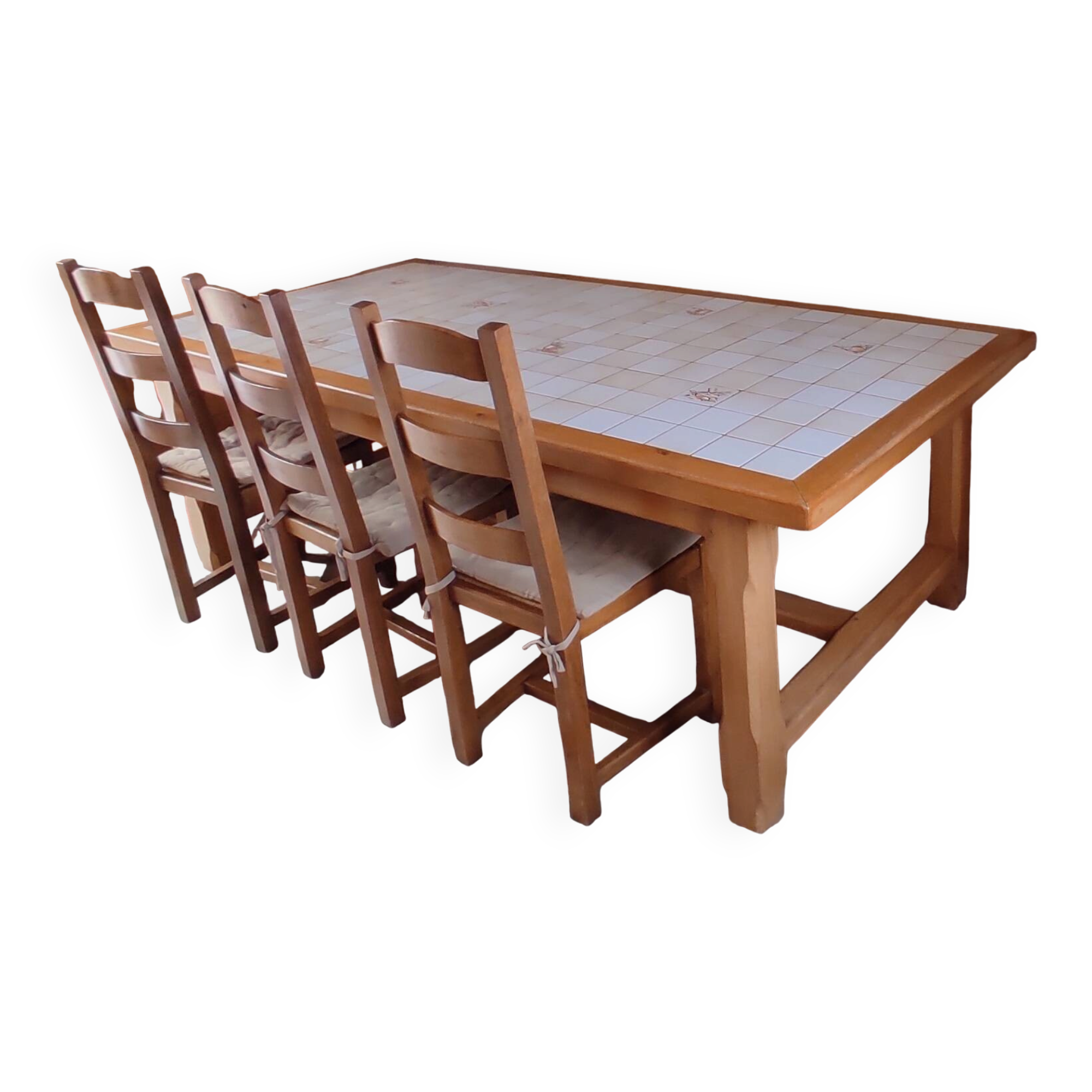 Large solid oak table, tiled top + 4 chairs
