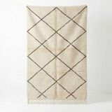 White Berber rug with black diamonds 200x300 cm