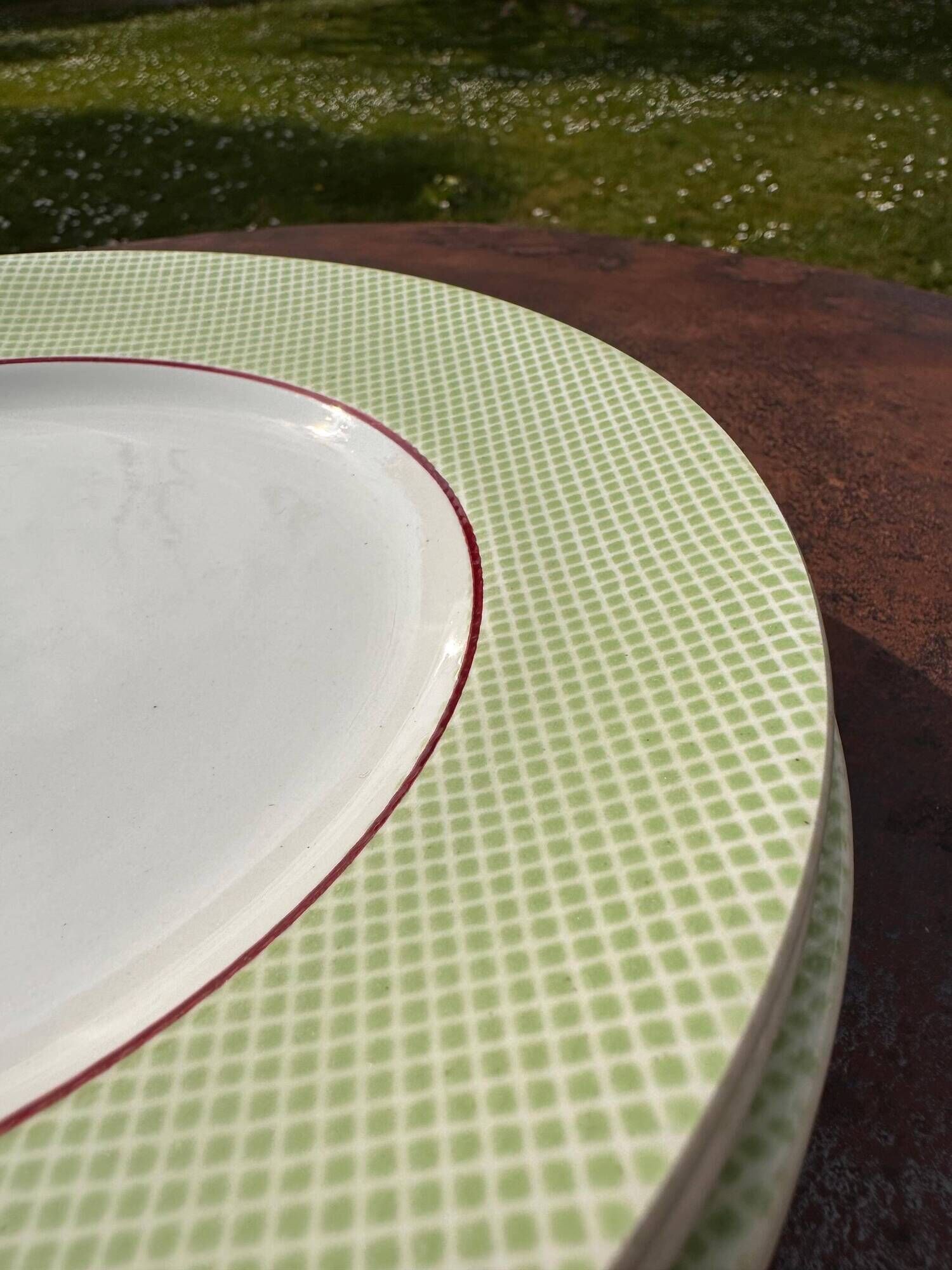 Set of 5 Salins Isoard model plates in vintage green earthenware.