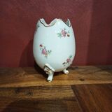 Egg vase in porksouthella