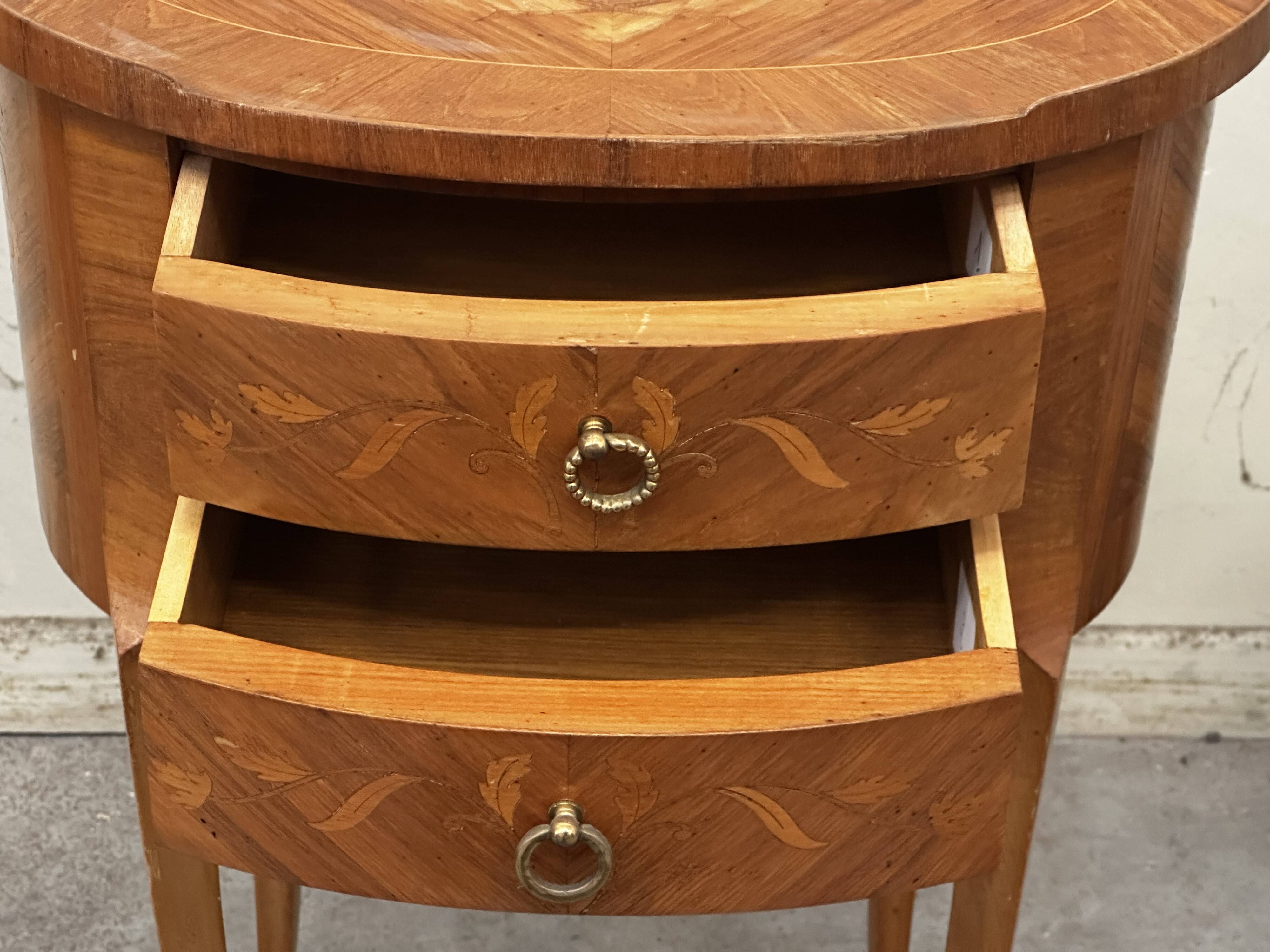 Oval side table in marquetry wood, Louis XVI style - early 20th century