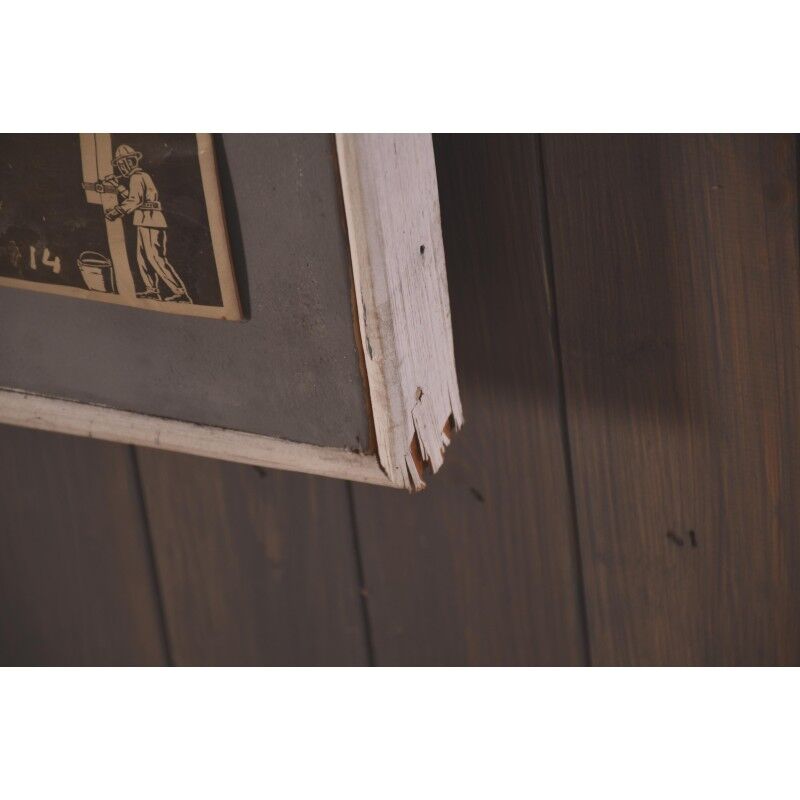 Instruction sign bunker