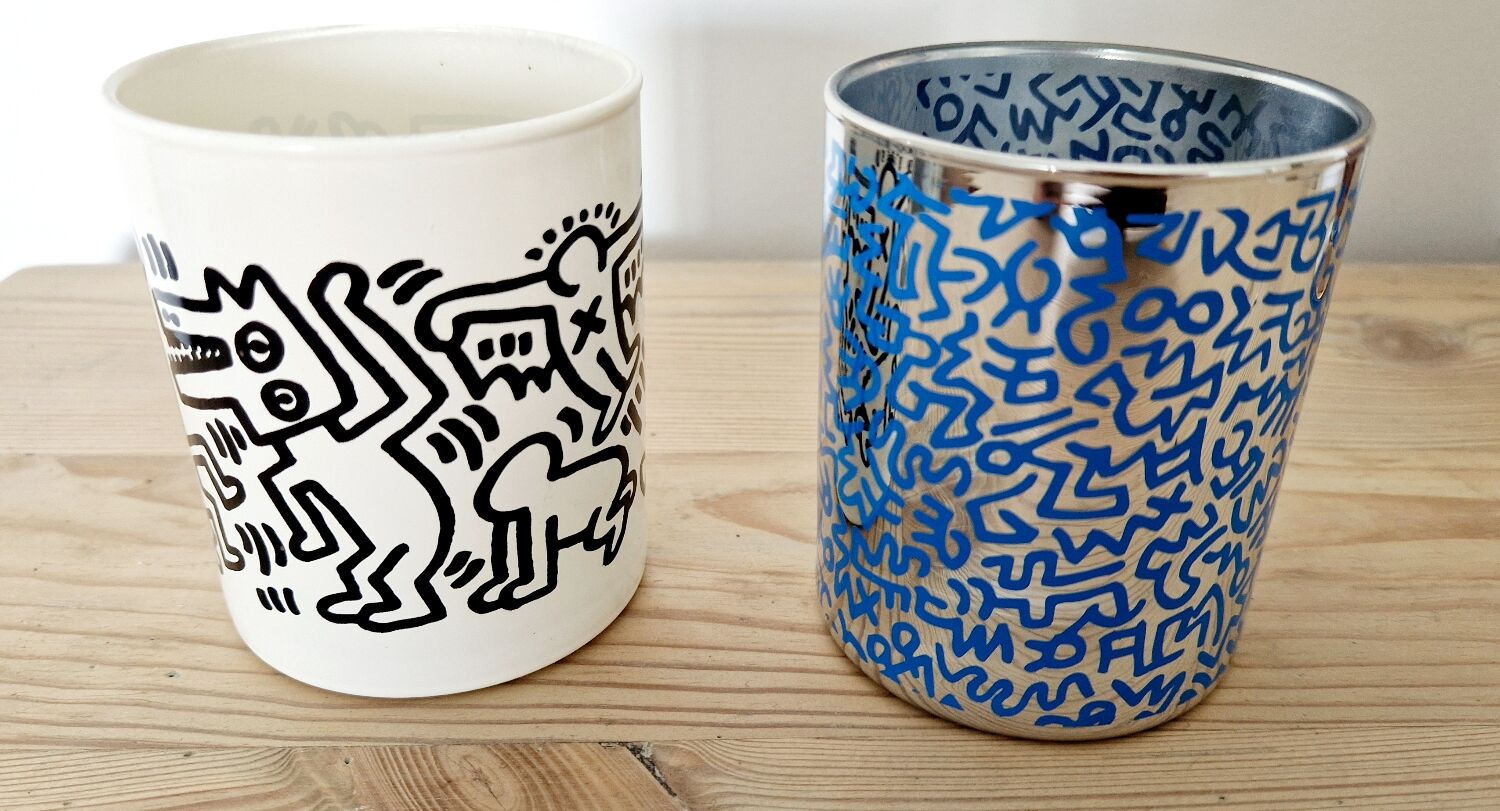 Pair of Keith Haring pots in opaline.