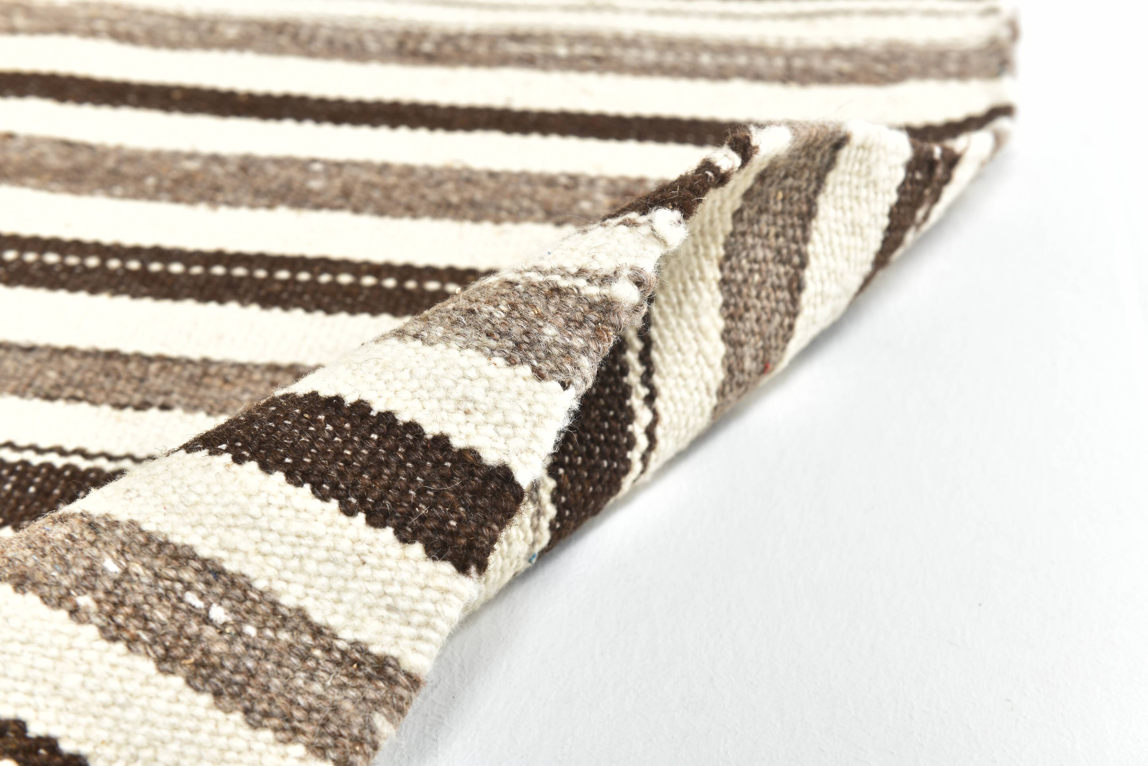 8x10 Dark Brown & Beige Kilim Rug 239x293Cm SK 35486