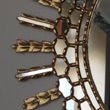 Miroir soleil en bois doré 65x75cm