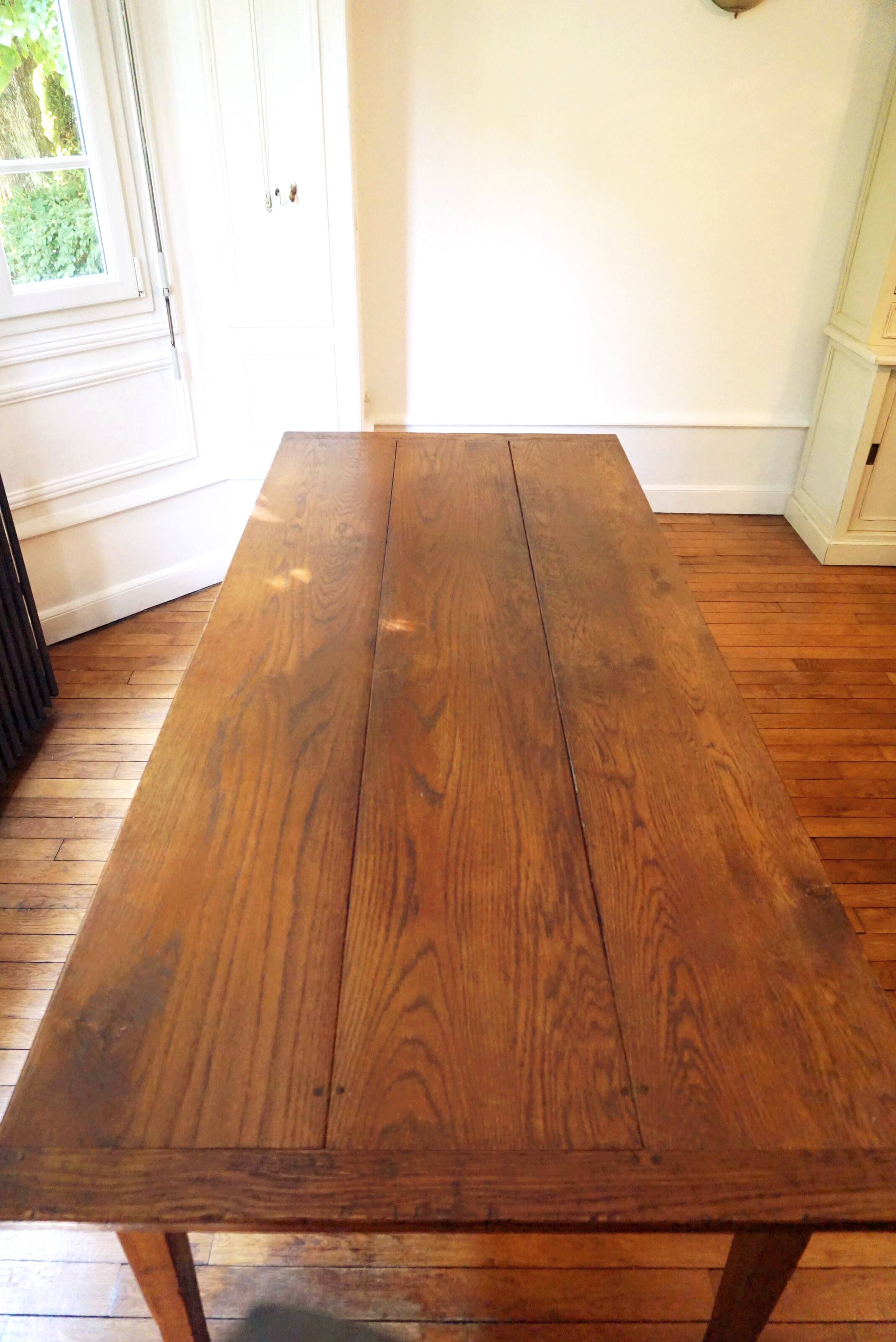 Oak farm table with 3 drawers