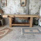 Carpenter's workbench