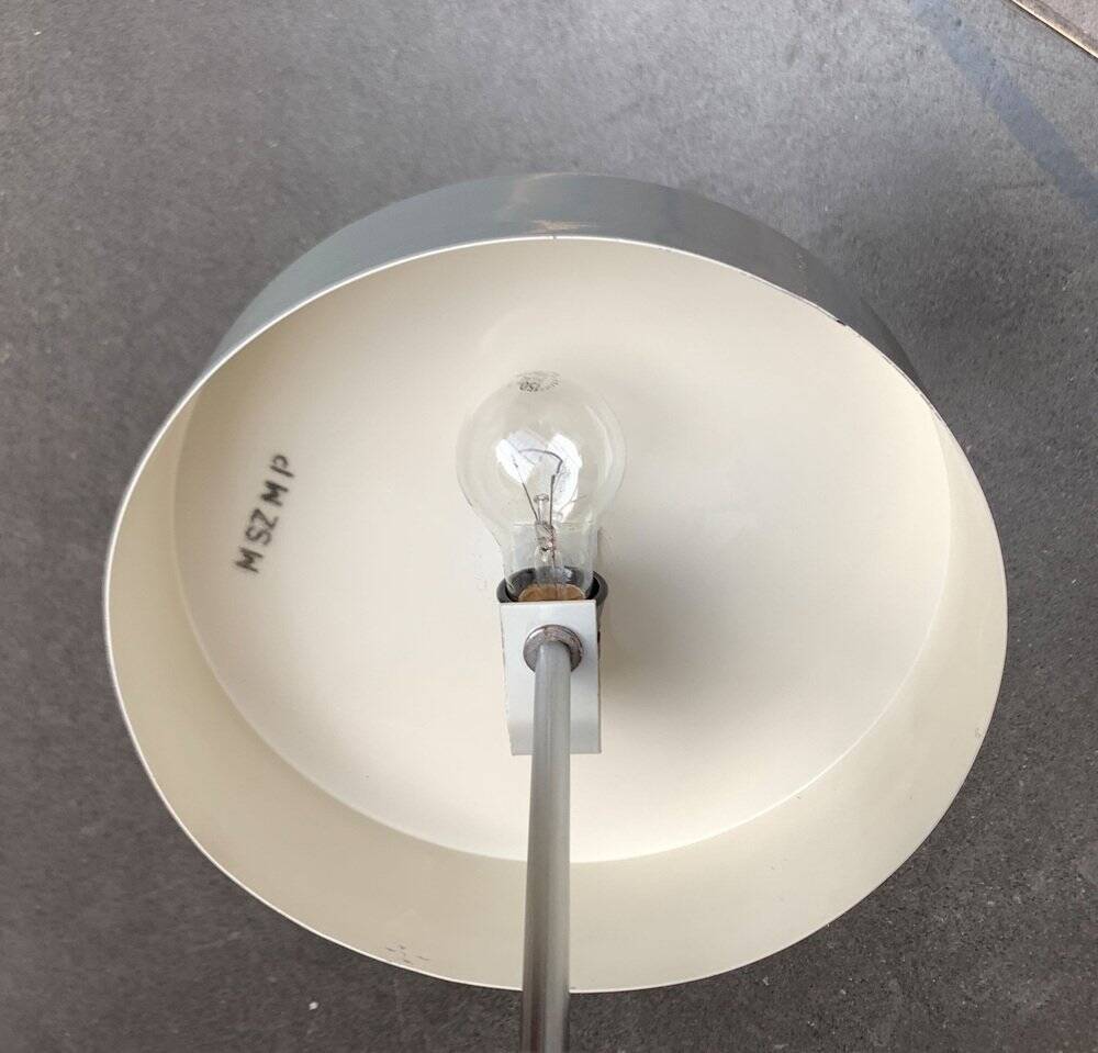 Minimalist table lamp model RV-41 Hungarian mid-century CCCP by Szarvasi Vas-Fémipari, 1960s