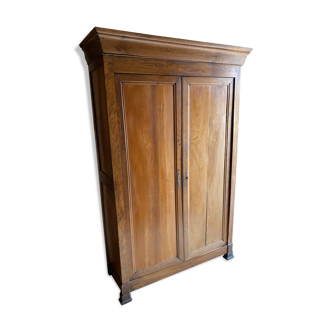 Louis Philippe wardrobe