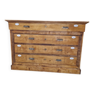 Pine chest of drawers