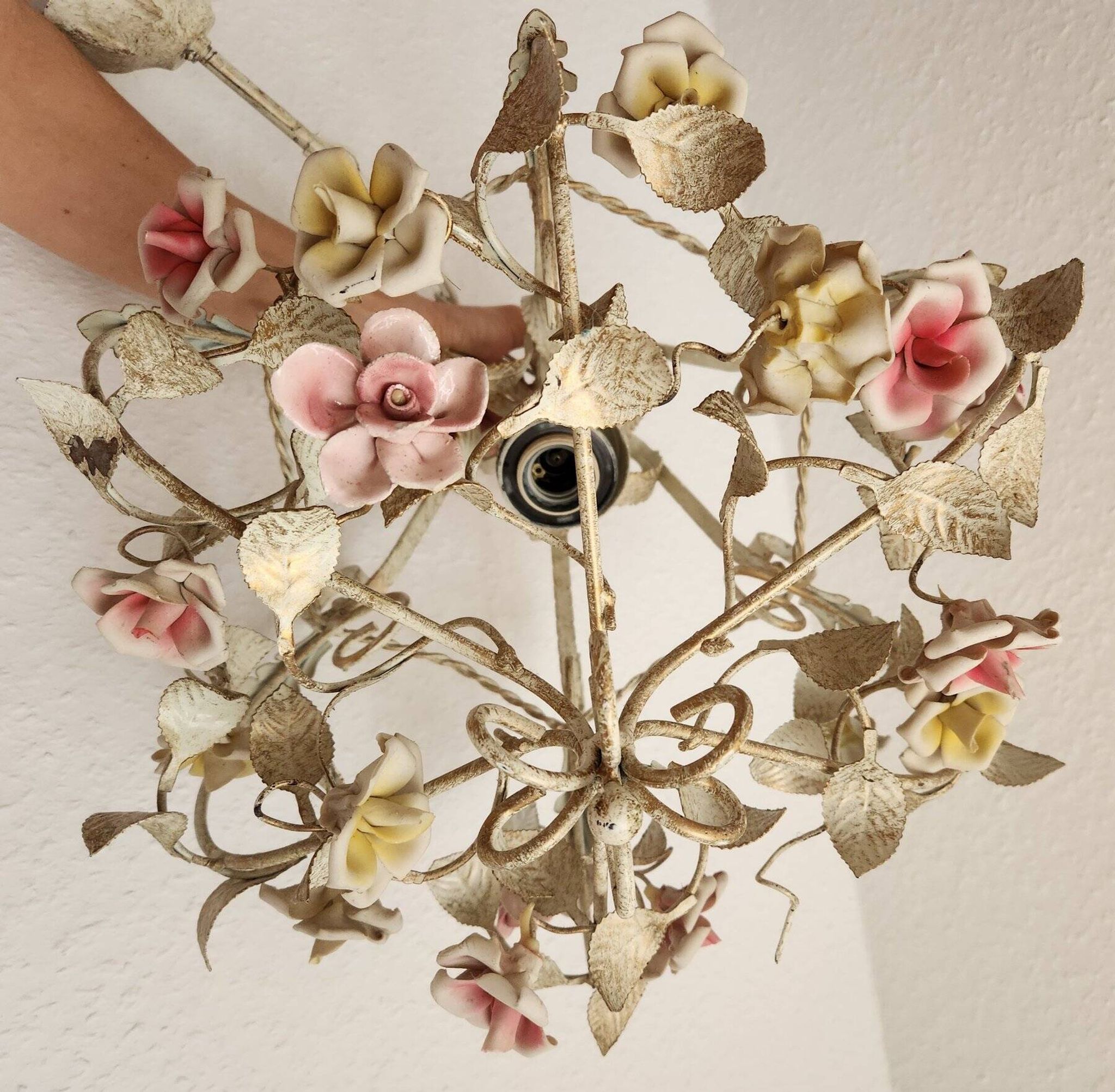Hand-forged vintage pendant lamp with porcelain roses, Denz Neheim Hüsten