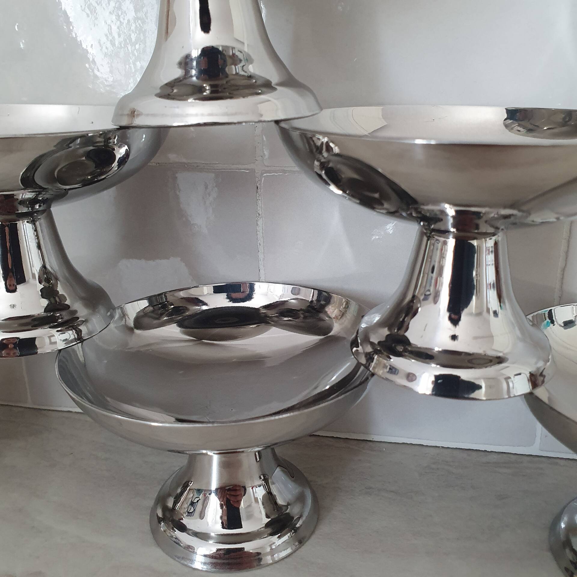Dessert / ice cream bowls in stainless steel, Guy Degrenne style.