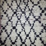 Ancient Berber carpet - 110x220cm