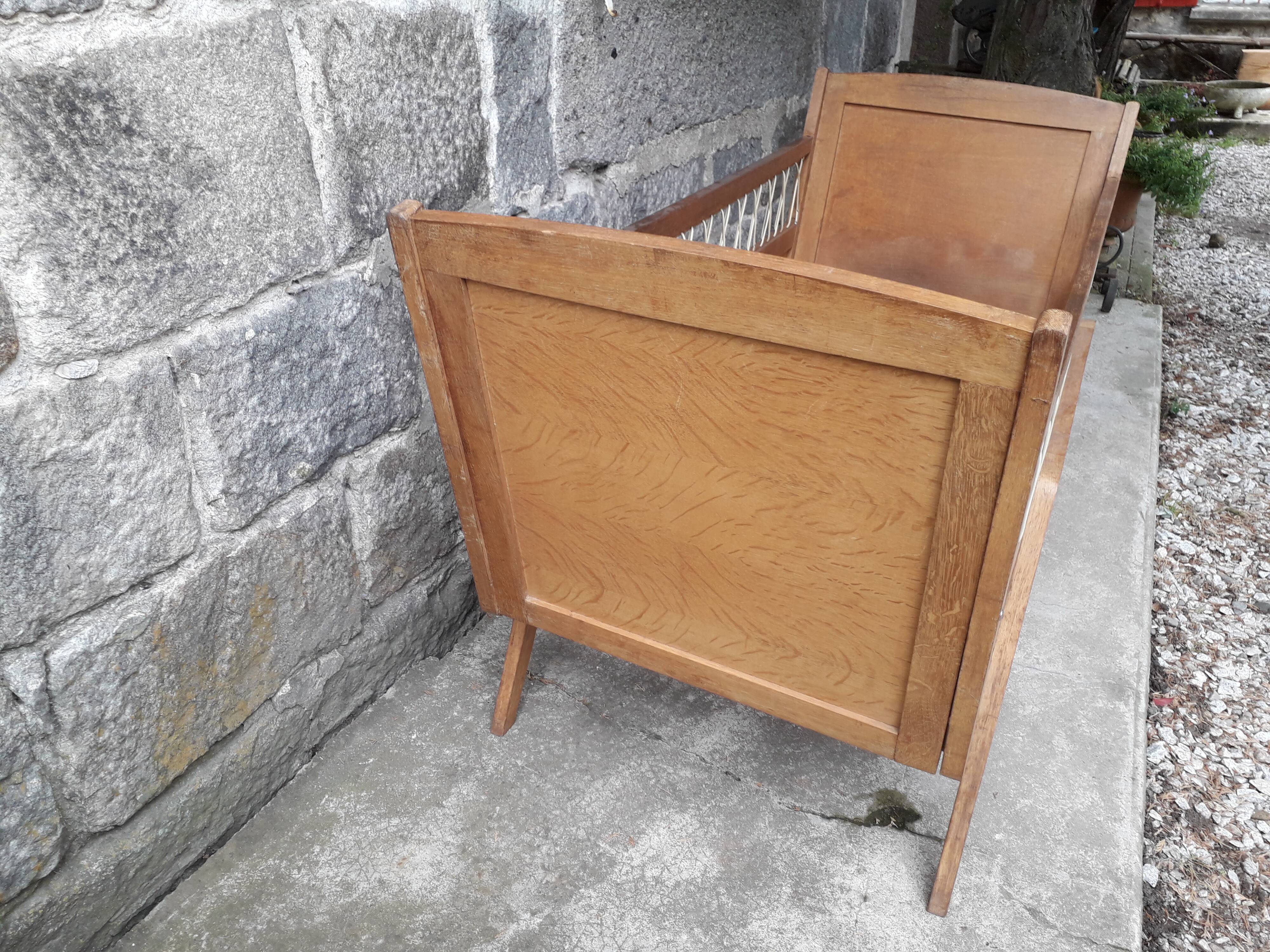 Child bed, compass feet, 50s