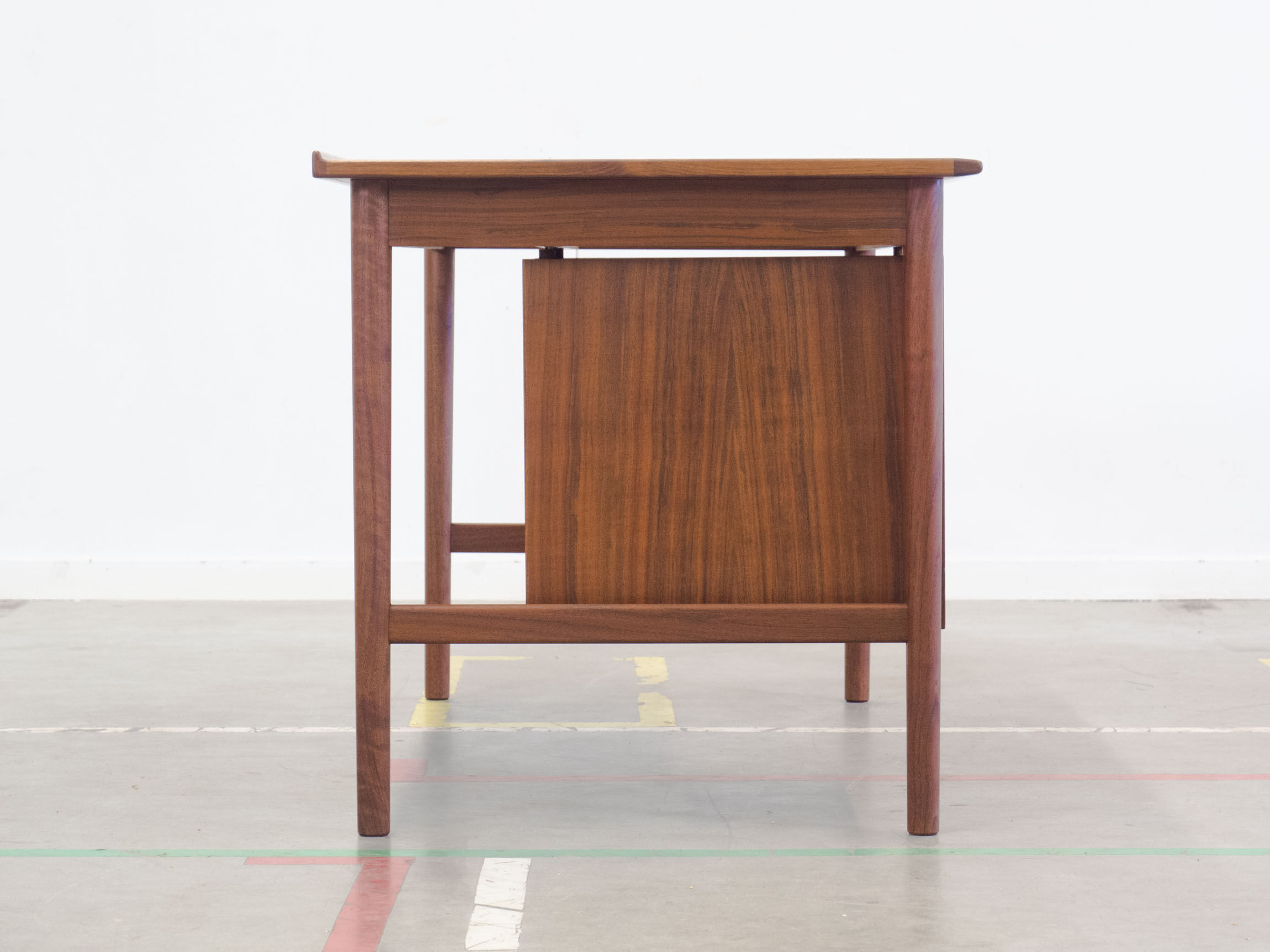 Säffle Möbelfabrik vintage walnut desk