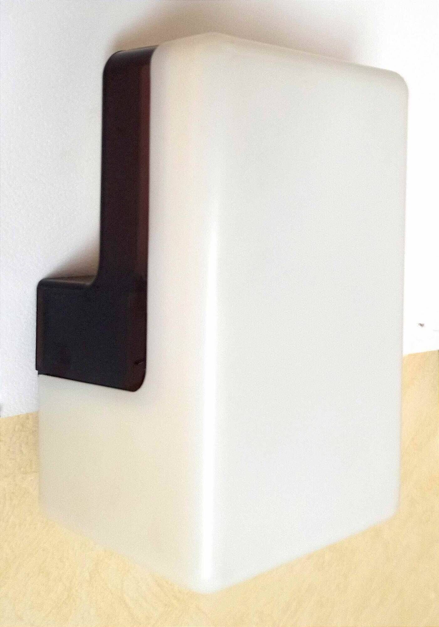 Allibert wall light from the 70s, height 18.5 cm
