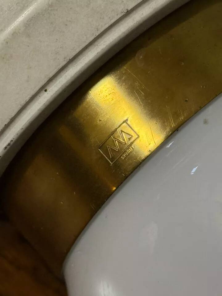 Ingo Maurer for Métalart Spain: opaline and metal bulb suspension