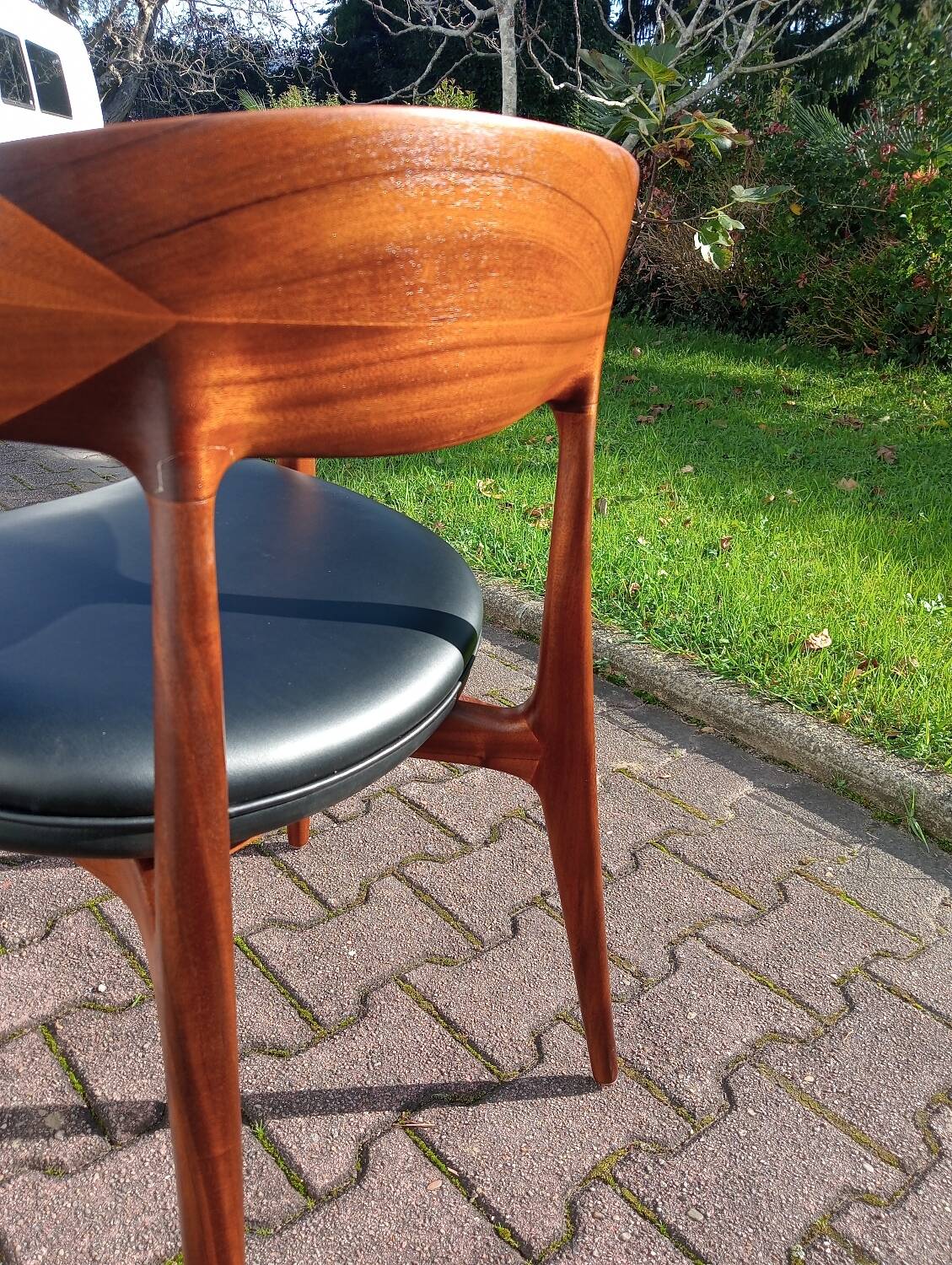 Scandinavian office chair