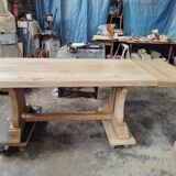 Monastery table with 1 thinned extension