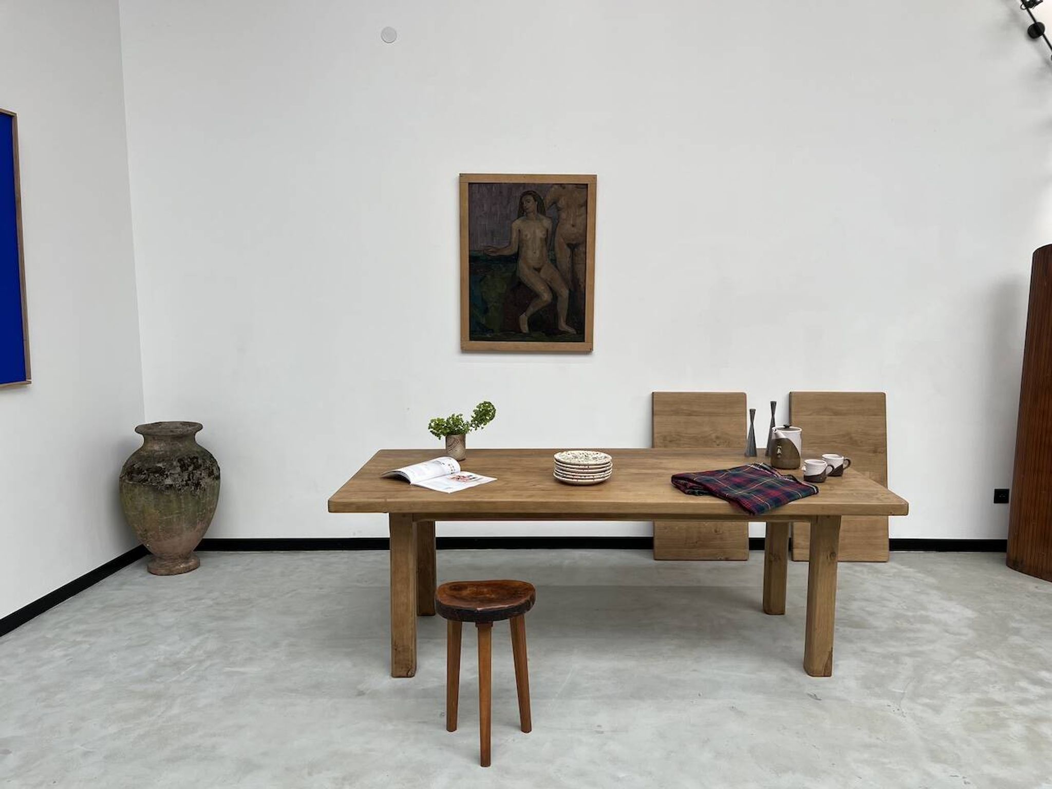 Large farm table from the 60s, in solid oak, with extensions