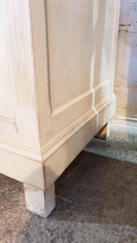 Vintage Parisian wardrobe