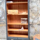 Wooden Library - Black Velvet