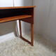 Bureau vintage des années 50 pied traineau teck