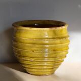 Pot of Provence in glazed terracotta