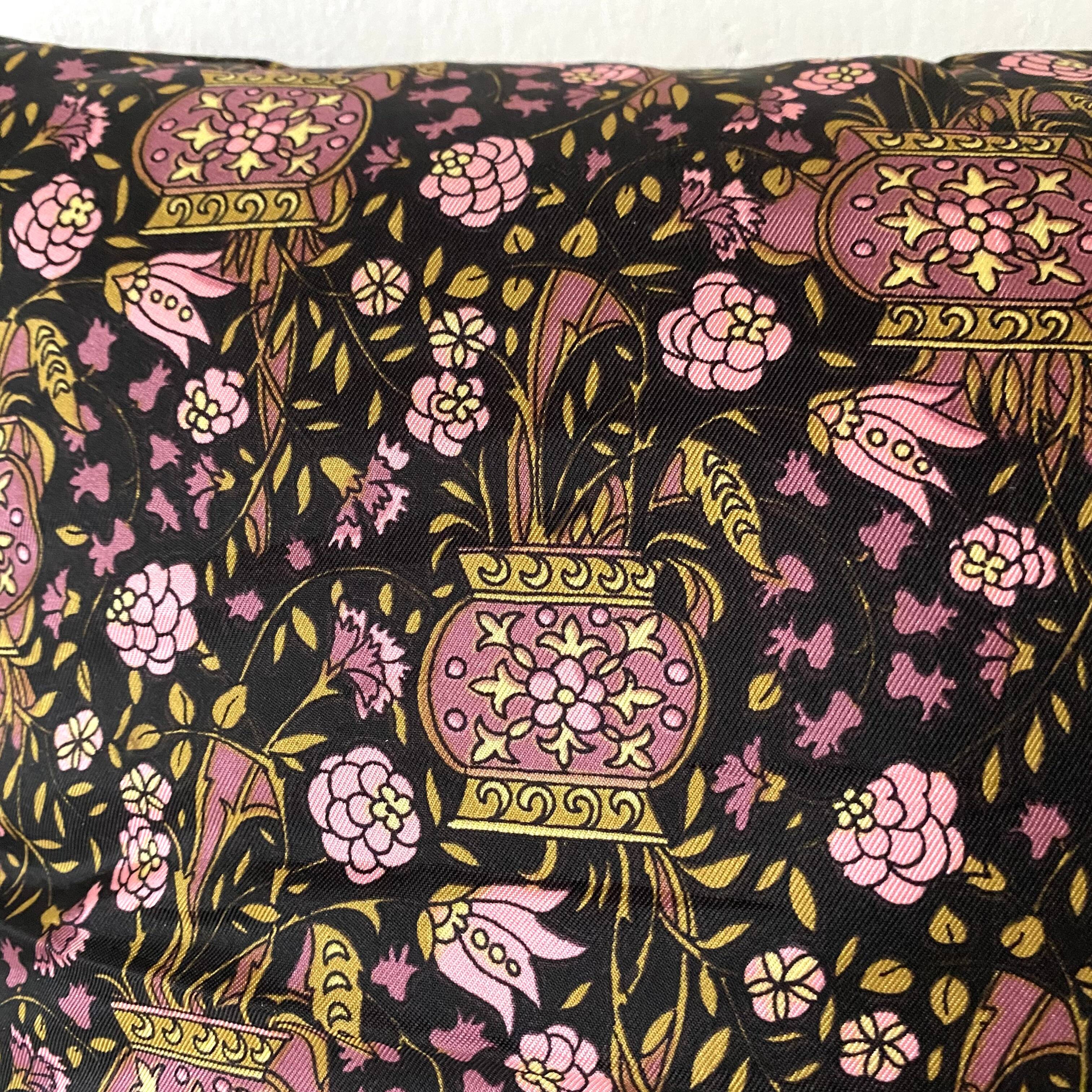 Silky vintage cushion 35X35