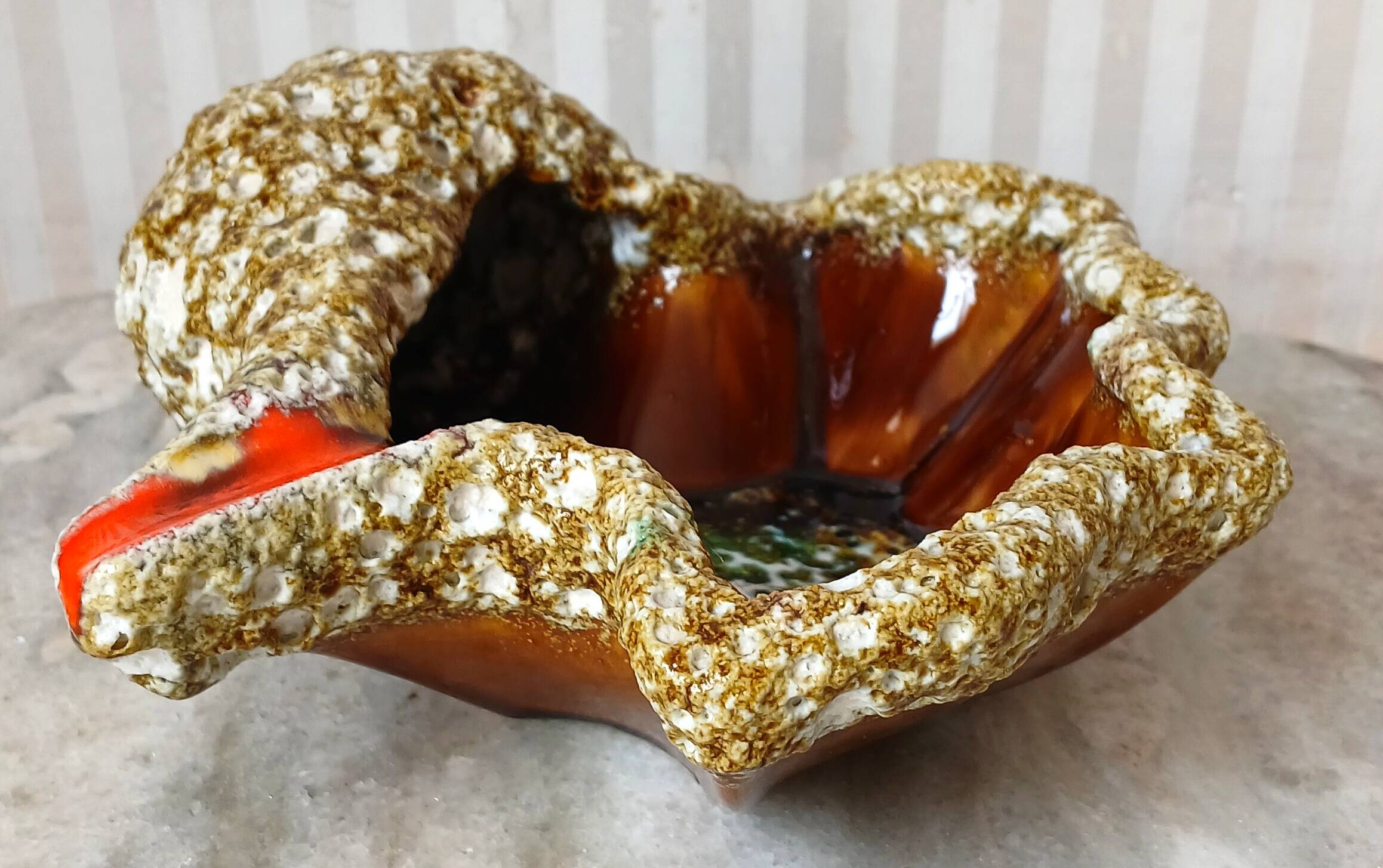 Empty shell pocket ashtray fat lava 1970