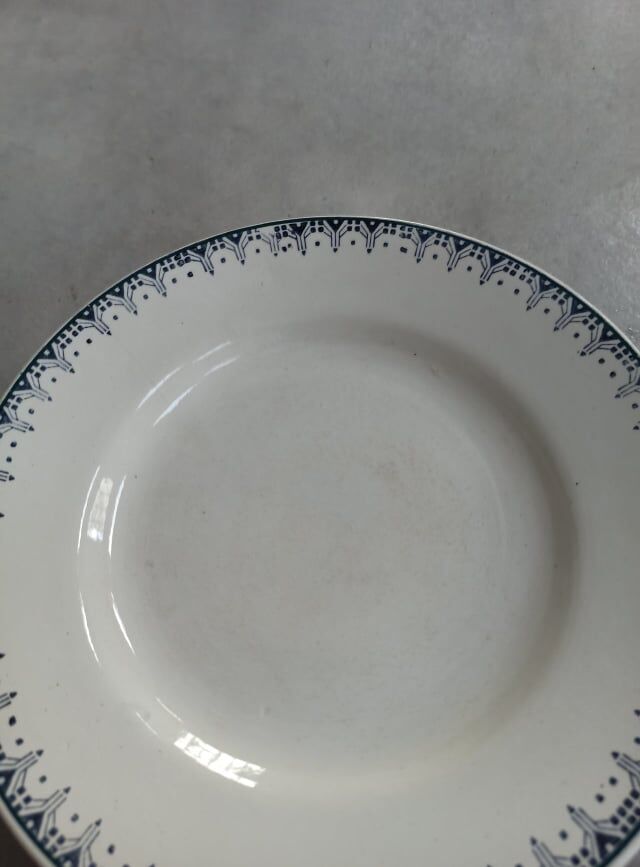 Plates in Amandinoise Saint-Amand earthenware