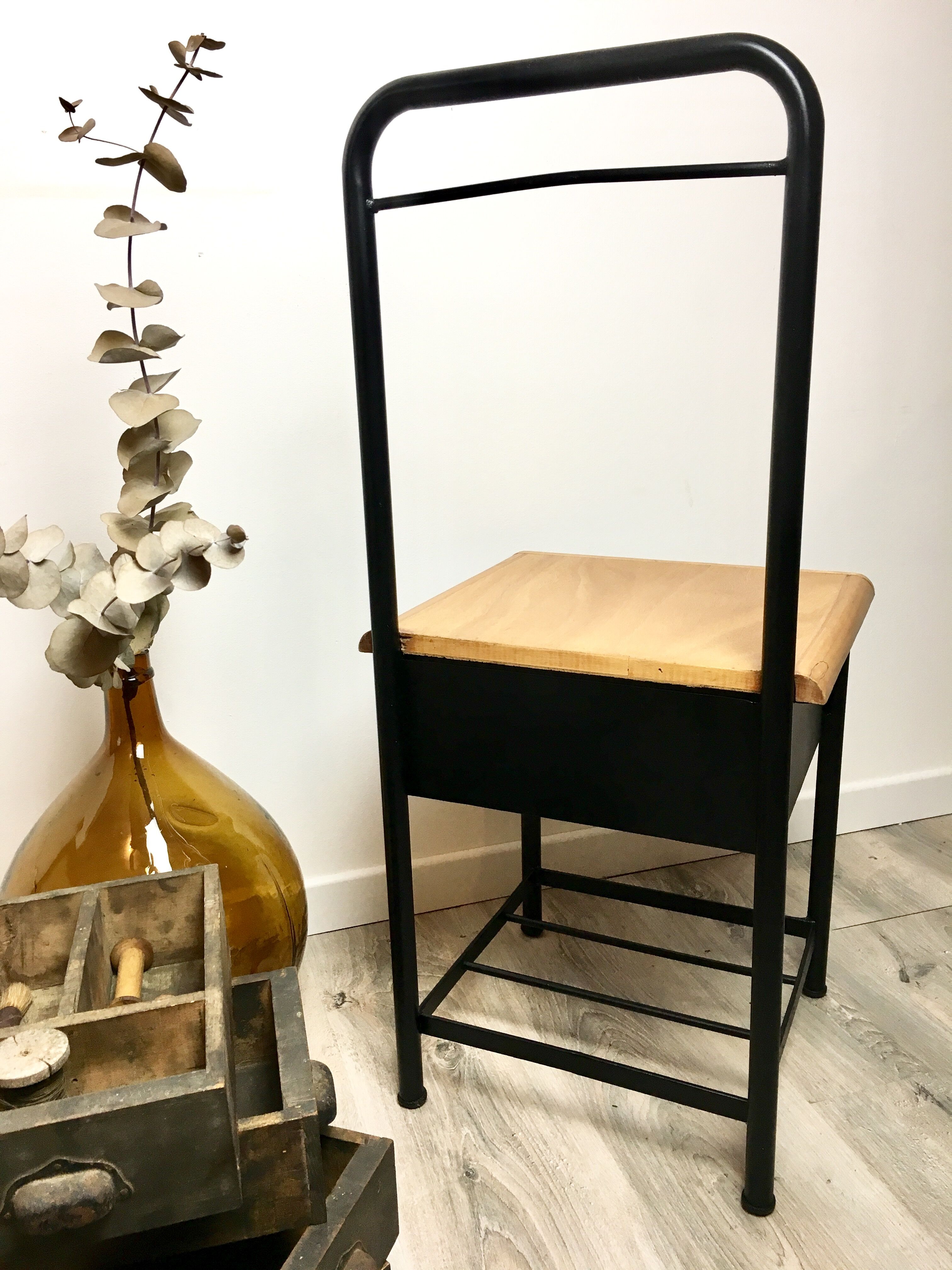 Bedside of boarding school