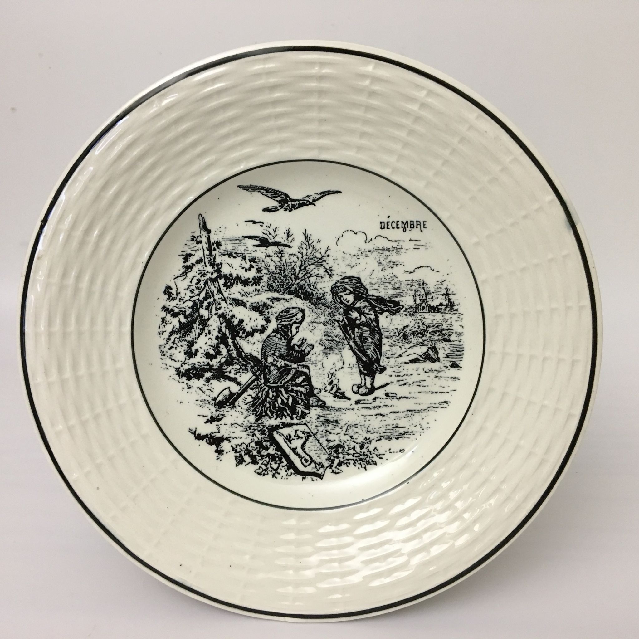Set Of 6 Dessert Plates Representing 6 Months Of The Year. "Digoin Sarreguemines"