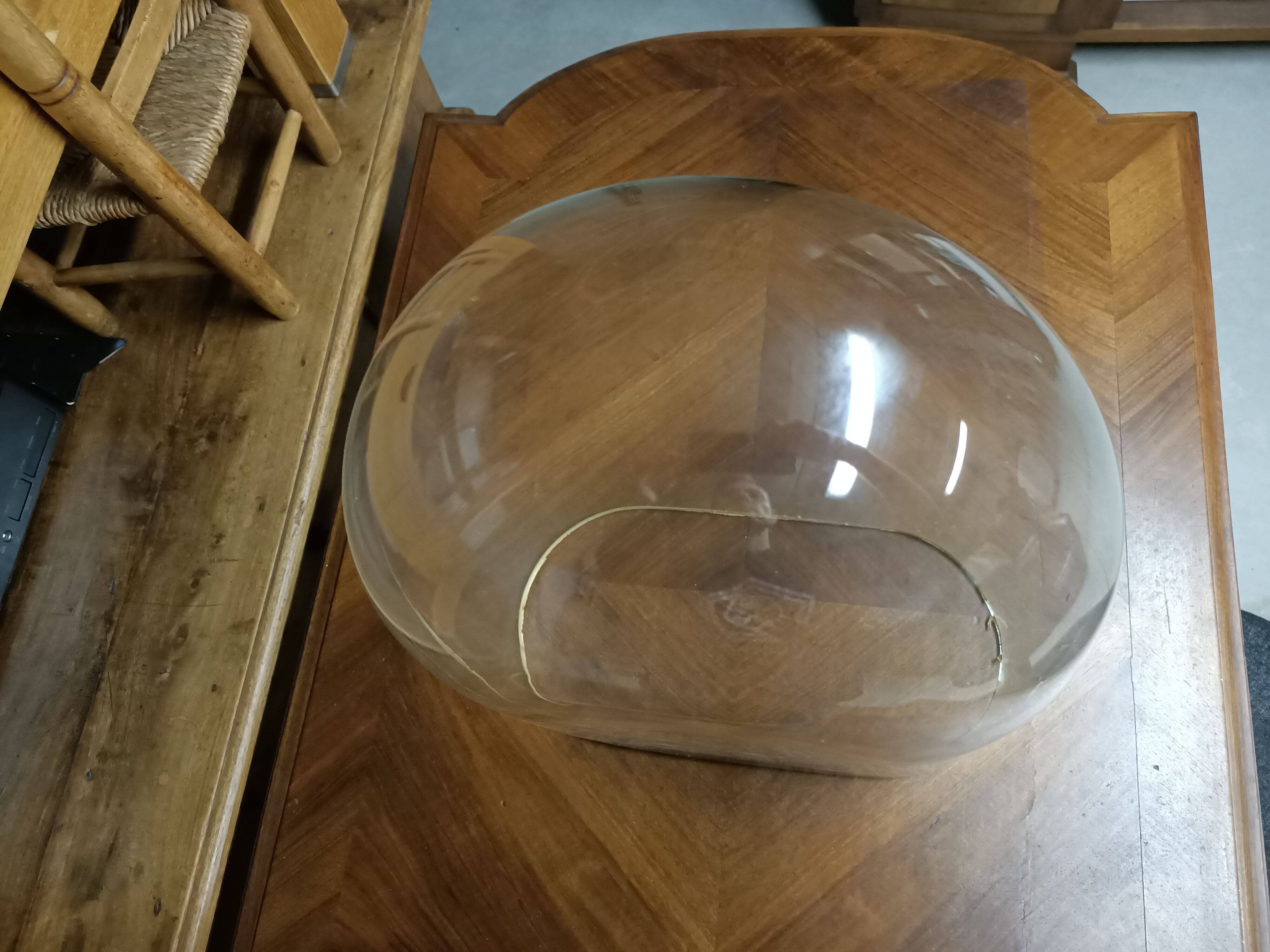 Napoleon 3 glass bridal globe