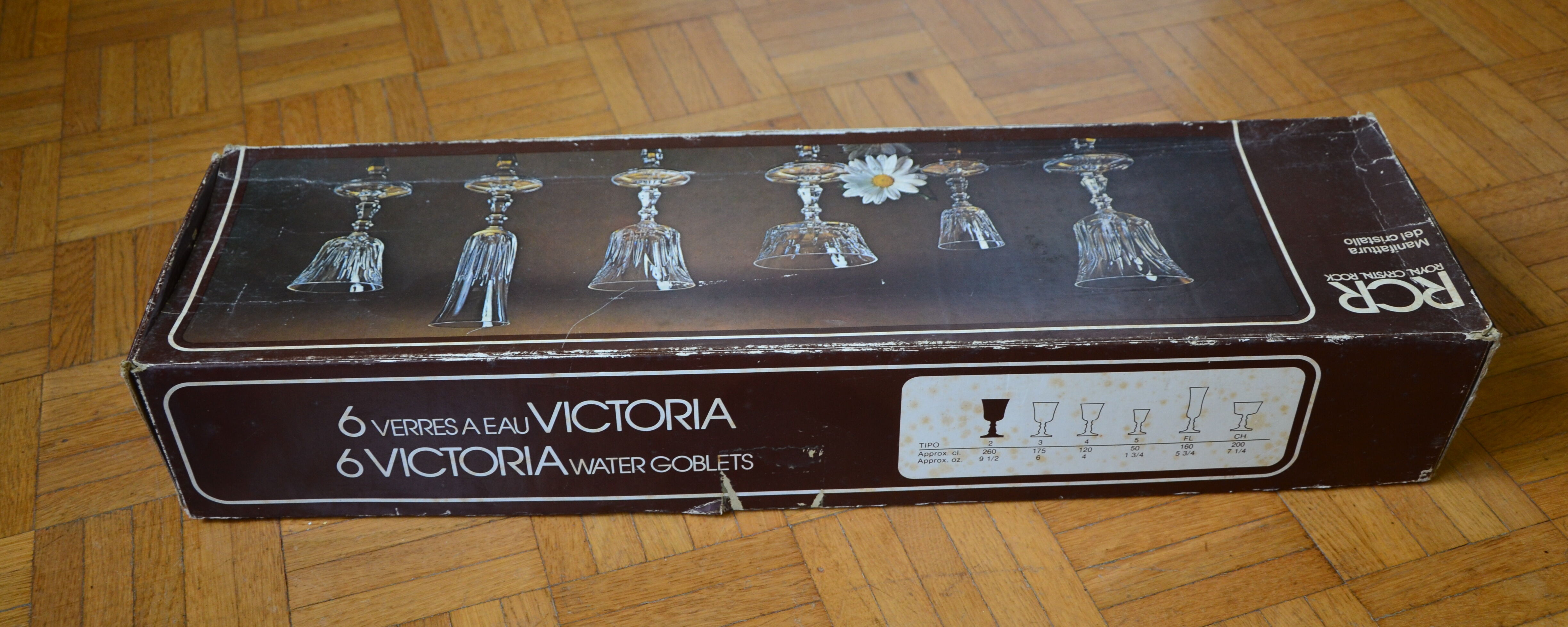 Set of 6 RCR Royal Cristal Rock glasses, Victoria model