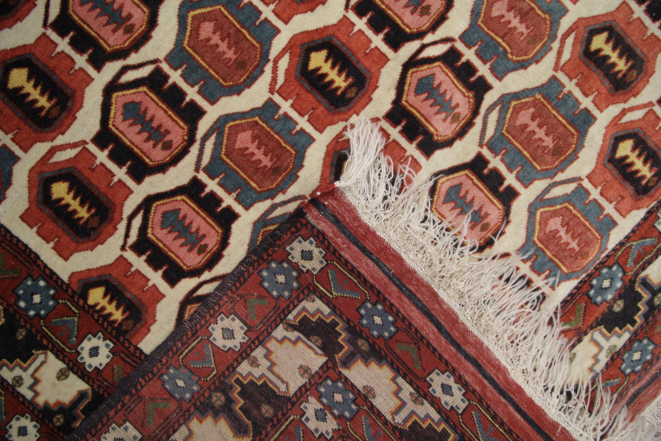 Tapis persan 124x168cm