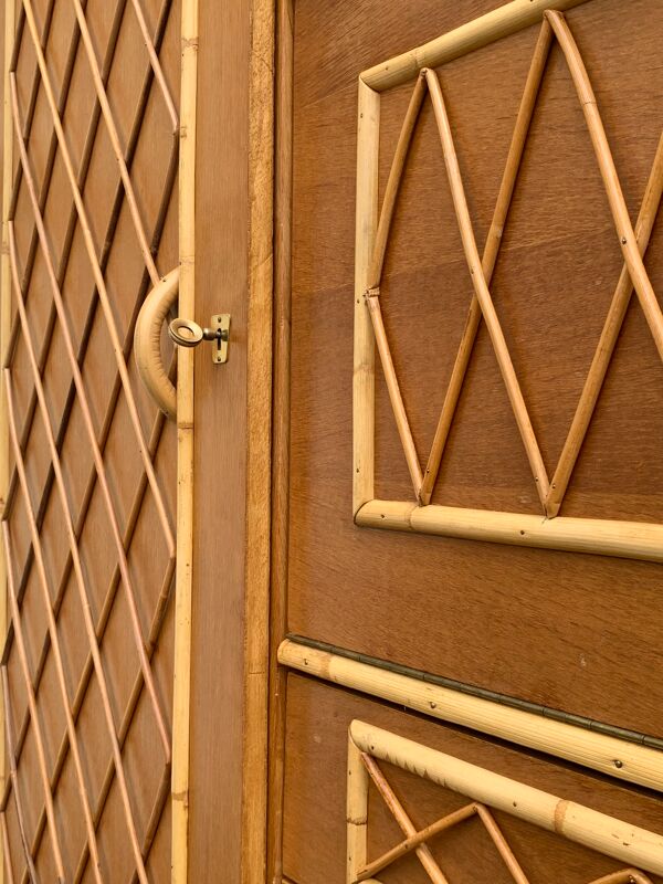 Armoire rotin et pieds compas 1960