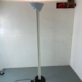 Lampadaire Mod. Otello de Bruno Gecchelin pour Oluce années 1980
