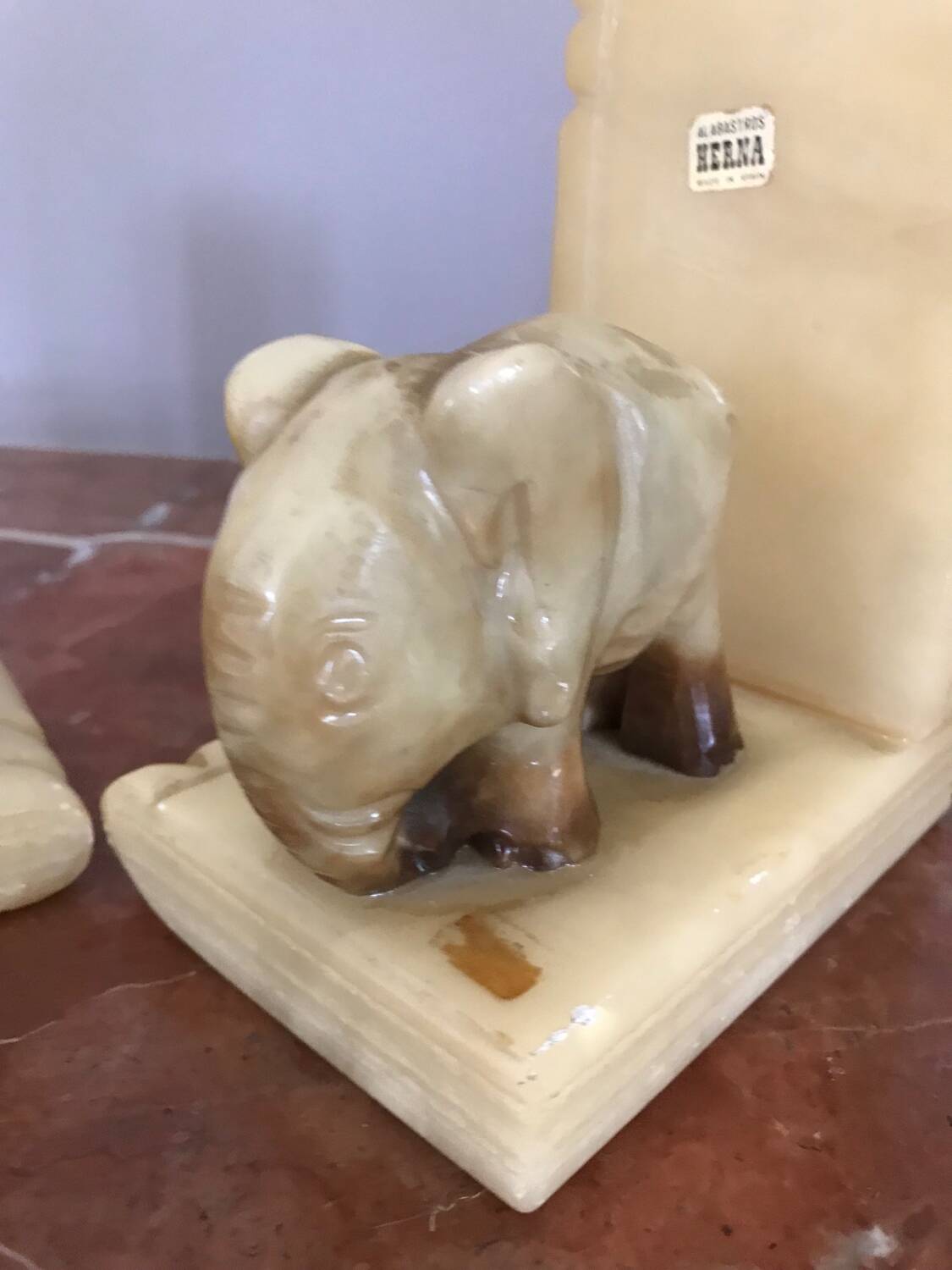 Paire de serre livres éléphants herna