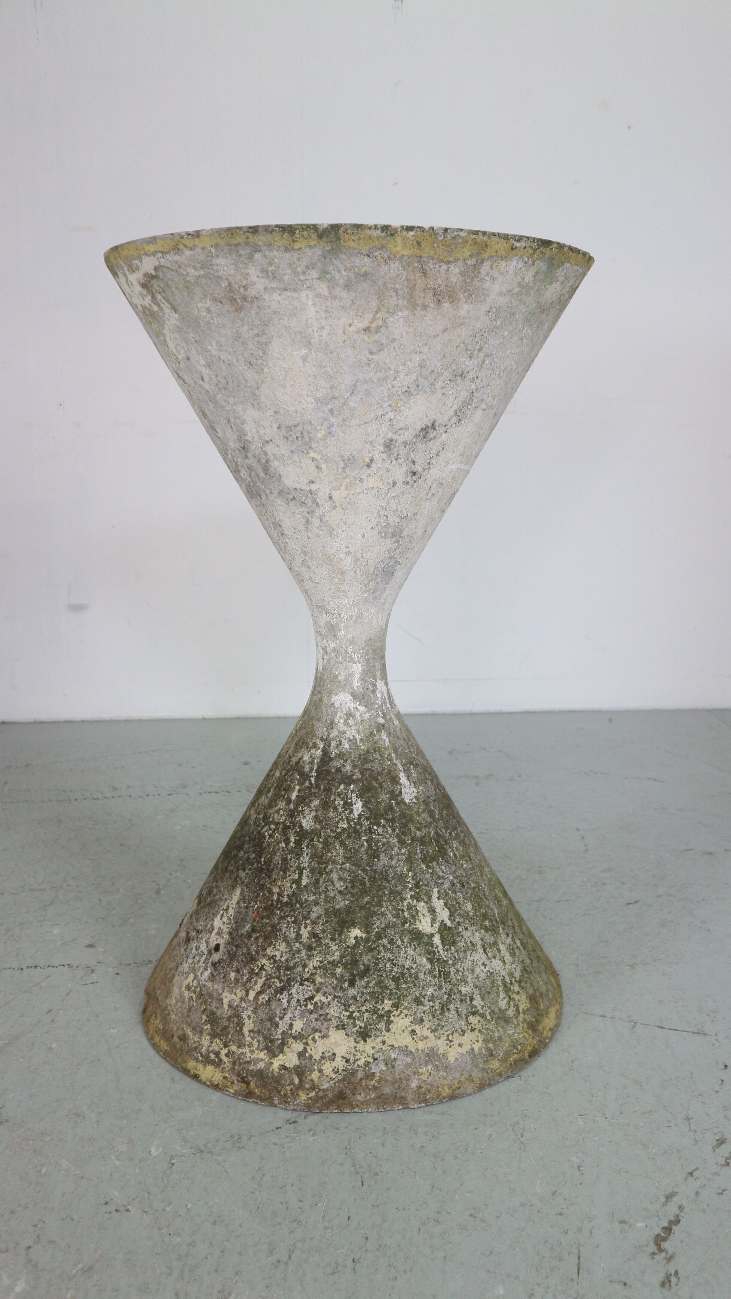 Swiss diabolo planter, Anton bee design assisted by Guhl, 1954