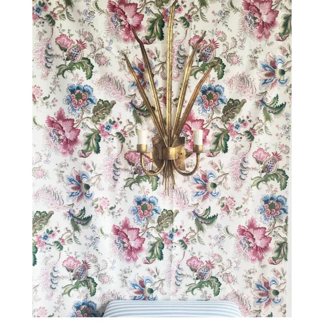 Golden reed wall lamp