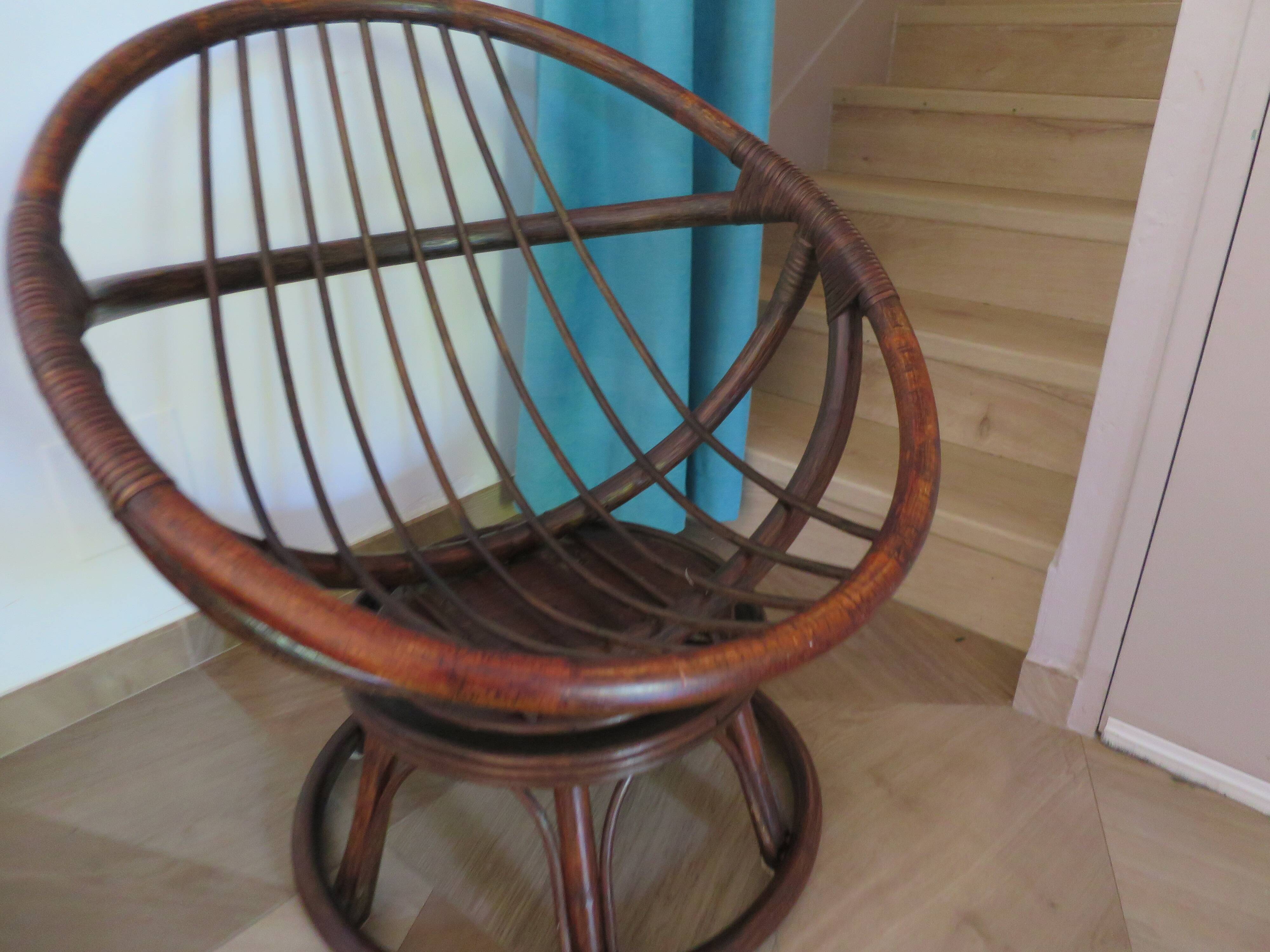 Vintage set of 2 swivel chairs in bamboo and rattan - Papasan shape