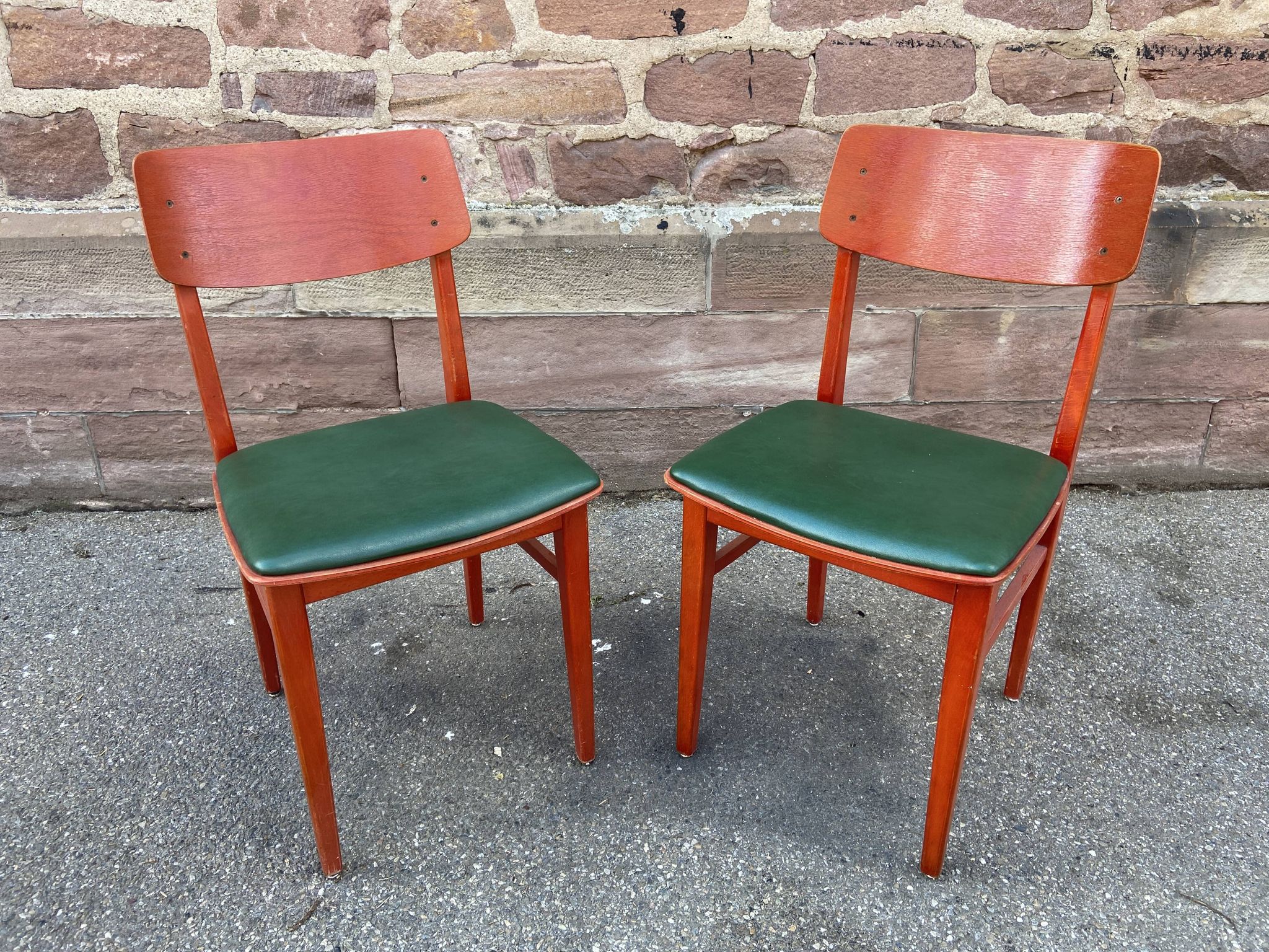 4 Vintage chairs of Restaurant bistro skai simili leather