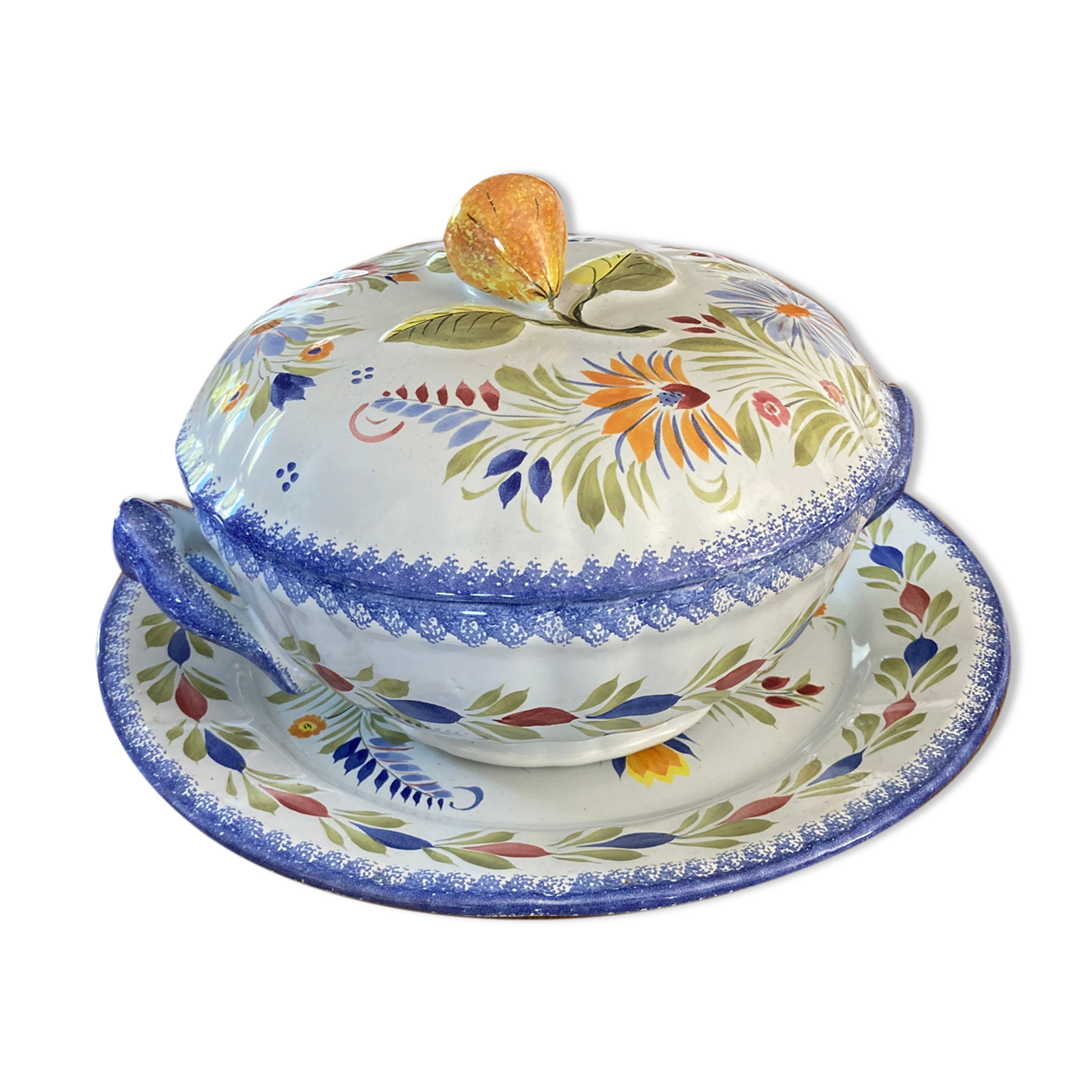 Quimper tureen