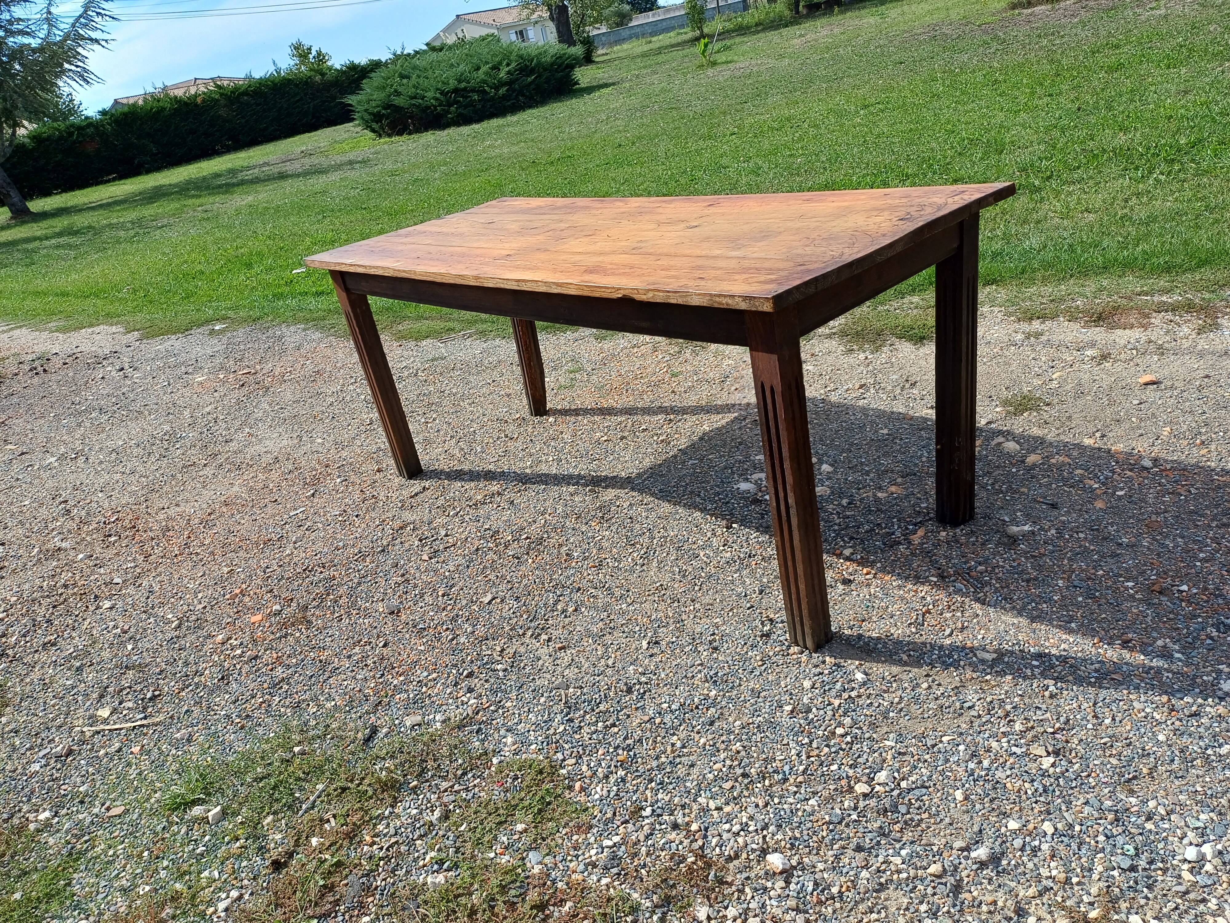 Pine farm table