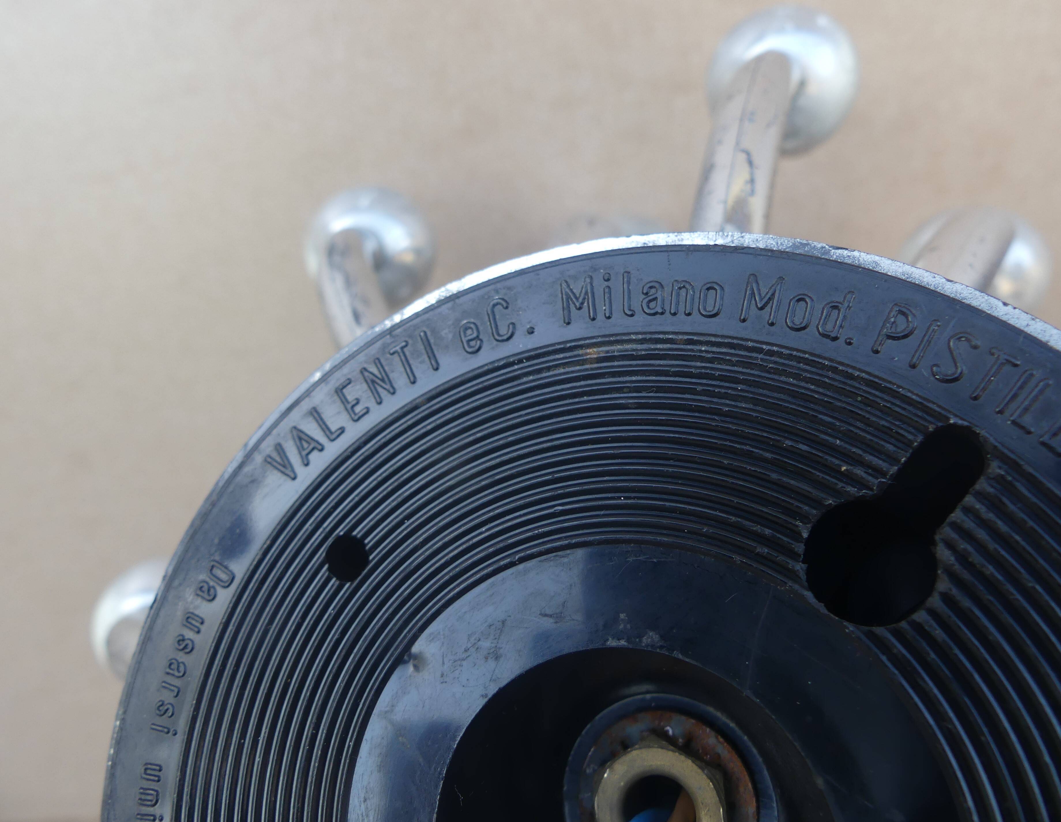 VALENTI PISTILLINO wall light studio TETRARCH