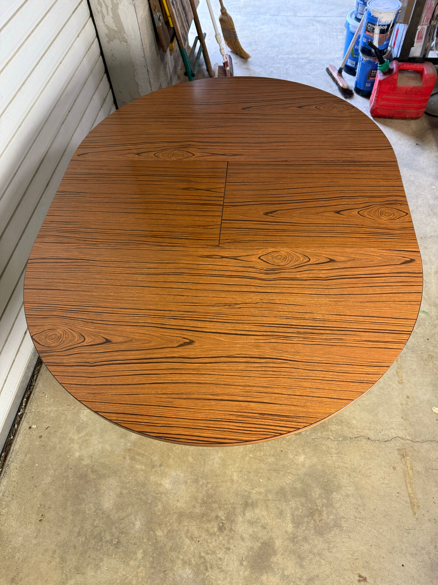 Vintage extendable table
