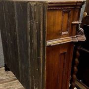 Buffet d’appui Alsacien en bois massif teinté, datant du XVIIe