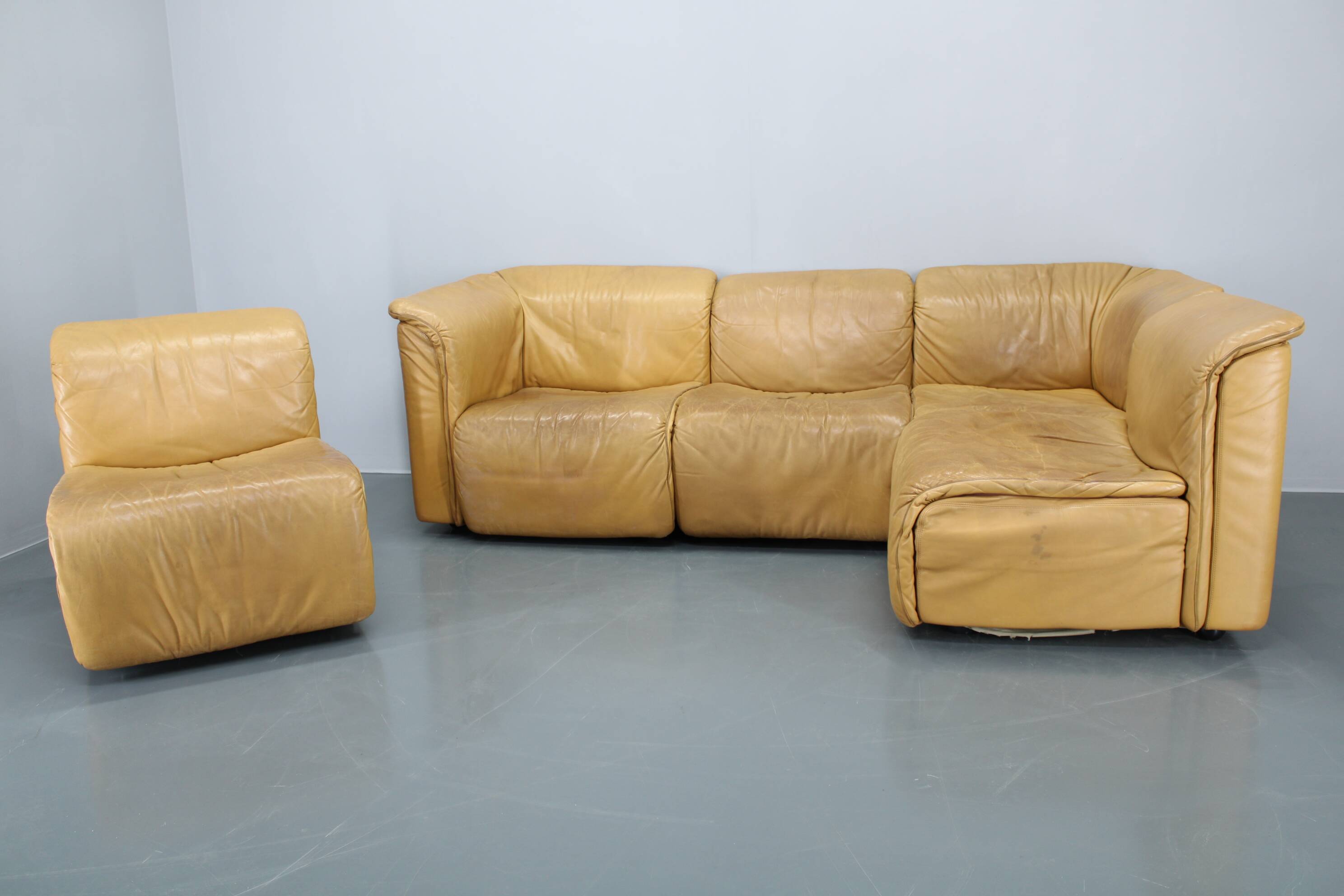 1970s Wittmann Hochbaret leather Modular Sofa, Austria